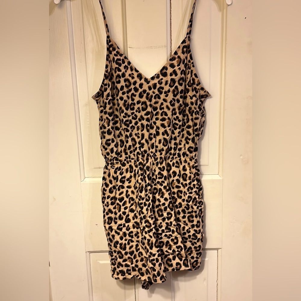 DIVIDED Romper Animal print